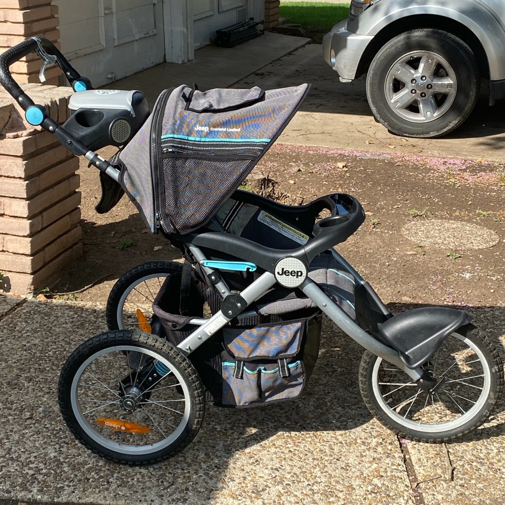 Jeep Overland Limited Jogging Stroller